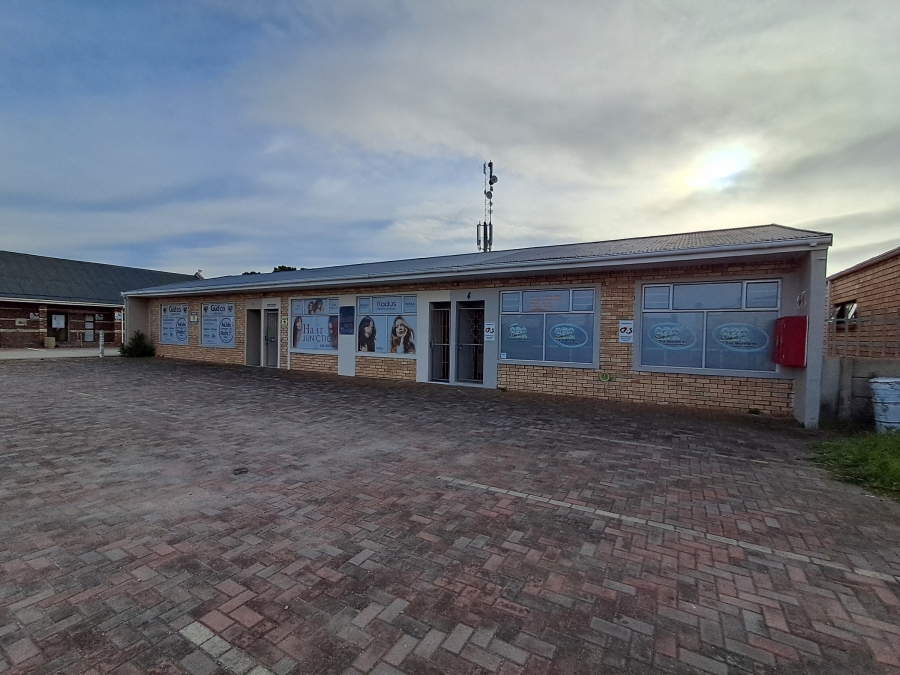 Commercial Property for Sale in Wavecrest Eastern Cape